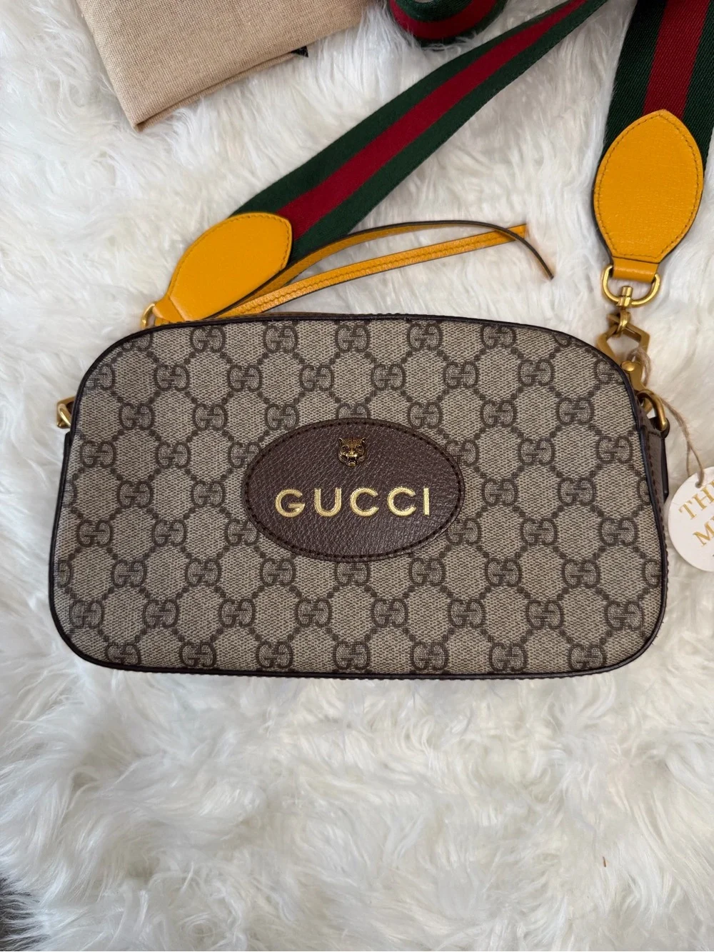 GUCCI NEO CAMERA GG SUPREME MESSANGER BAG - Picture 6 of 11